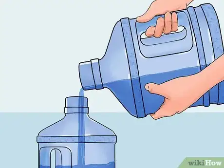 Imagen titulada Solve the Water Jug Riddle from Die Hard 3 Step 6