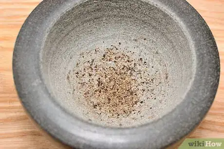 Imagen titulada Use a Mortar and Pestle Step 7