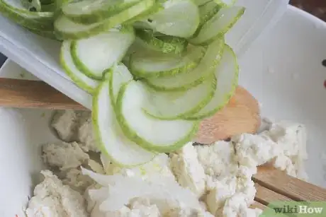 Imagen titulada Make Cucumber Salad Step 17