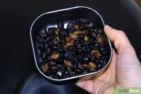 Imagen titulada Ferment Black Beans Step 10