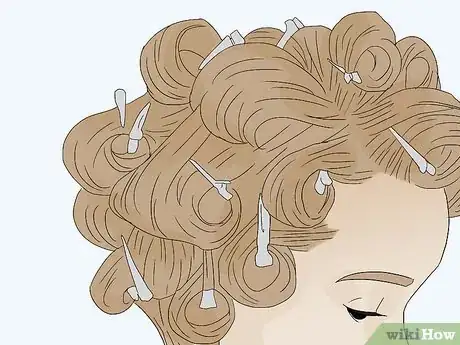 Imagen titulada Get Marilyn Monroe Curls Step 7