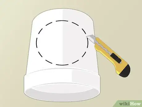 Imagen titulada Make a Space Helmet Step 19