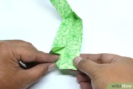 Imagen titulada Make a Paper Boomerang Step 20