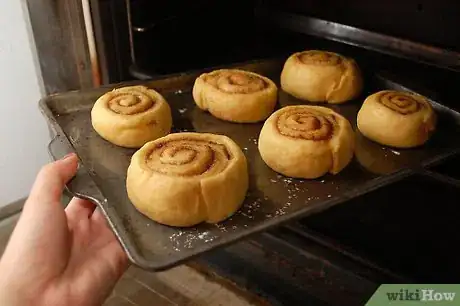 Imagen titulada Make Cinnabon Rolls Step 12