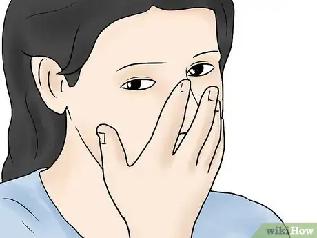 Imagen titulada Pick Your Nose Inconspicuously Step 8