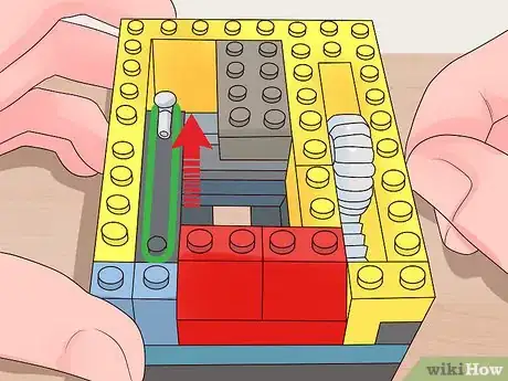 Imagen titulada Make a Lego Candy Machine Step 11