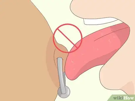 Imagen titulada Care for a Nipple Piercing Step 2