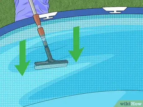 Imagen titulada Clean Above Ground Pool Step 9