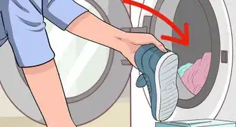 quitar el mal olor de los zapatos