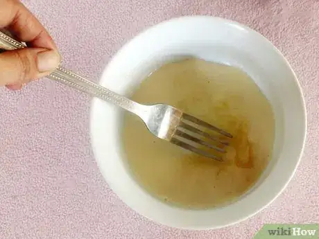 Imagen titulada Get Clear Skin by Using Milk and Honey Step 15