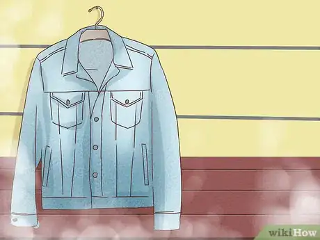 Imagen titulada Wear a Denim Jacket (Men) Step 11