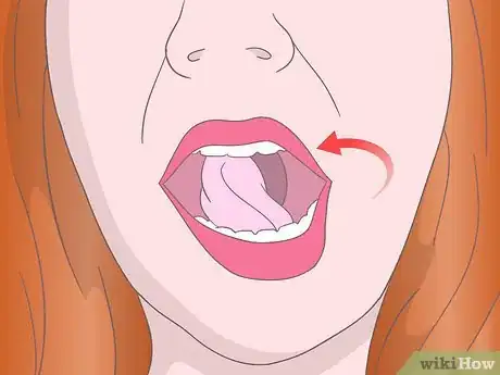 Imagen titulada Roll Your Tongue (Upside Down) Step 4