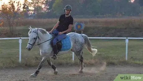 Imagen titulada Sit the Canter Properly Step 7