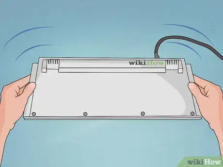 Imagen titulada Clean a Sticky Keyboard Step 3