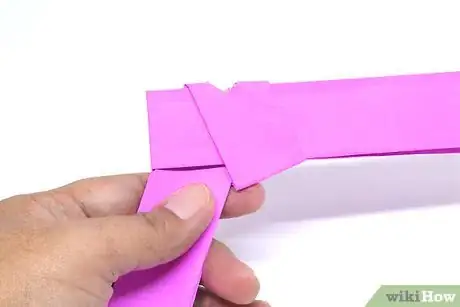 Imagen titulada Make a Paper Gun That Shoots Step 24