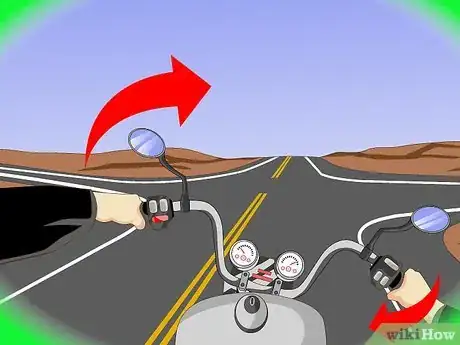 Imagen titulada Turn Right on a Motorcycle Step 6