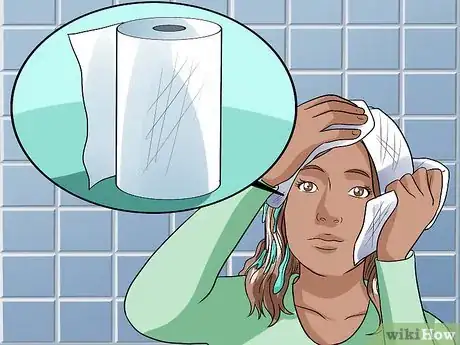 Imagen titulada Get Candle Wax out of Hair Step 9