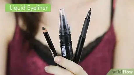 Imagen titulada Apply Liquid Eyeliner Step 1