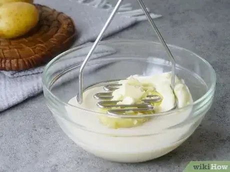 Imagen titulada Cook a Potato in the Microwave Step 14