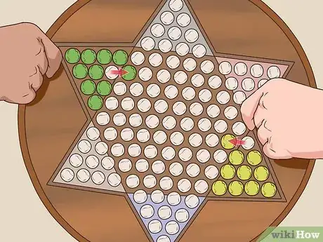 Imagen titulada Play Chinese Checkers Step 5