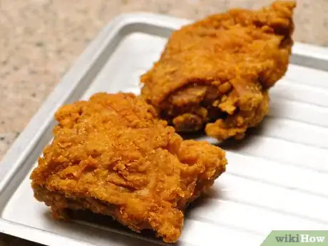 Imagen titulada Reheat Fried Chicken Step 2