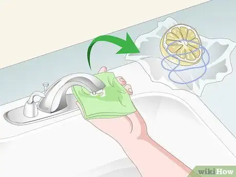 Imagen titulada Clean Limescale Off Taps Step 5