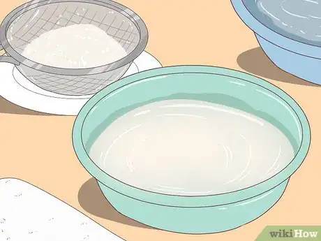 Imagen titulada Wash Hair with Rice Water Step 14