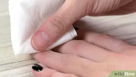 Imagen titulada Dry Gel Nails Without an Led Lamp Step 16