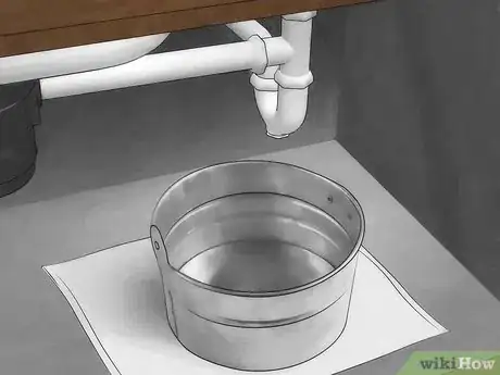 Imagen titulada Unclog a Garbage Disposal Step 12