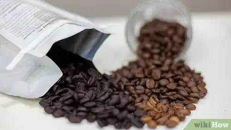 Imagen titulada Make an Espresso (Espresso Machine Coffee) Step 1