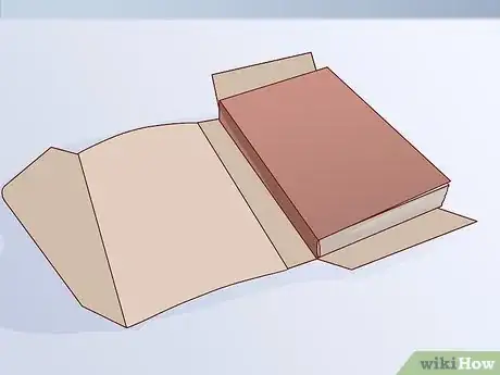 Imagen titulada Remove the Mildew Smell from Books Step 14