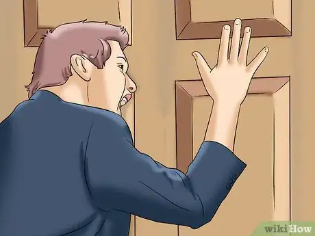 Imagen titulada Defend Your Property Against an Intruder Step 5