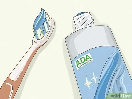 Imagen titulada Get Whiter Teeth at Home Step 8