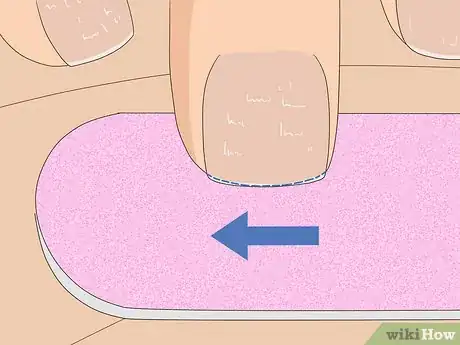 Imagen titulada Stop Your Nails from Peeling Step 3