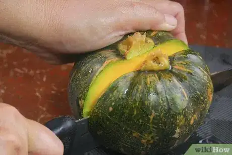 Imagen titulada Roast Acorn Squash Step 2