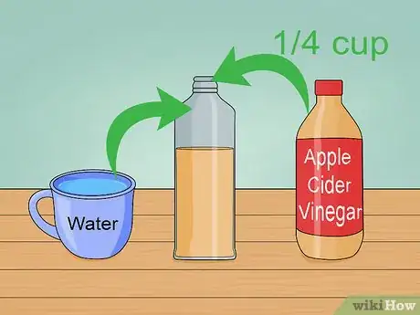 Imagen titulada Clean Your Scalp Step 6