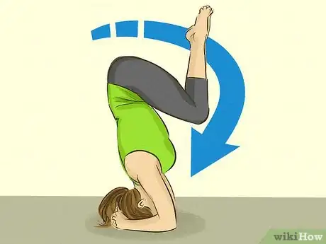 Imagen titulada Do Sheershasana Step 10