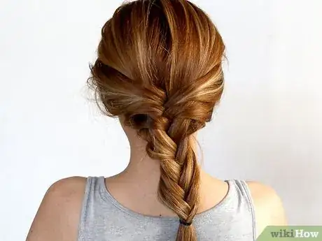 Imagen titulada Do a Fish Tail Plait in Your Hair Step 15