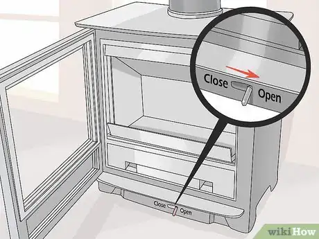 Imagen titulada Use a Wood Stove Step 3