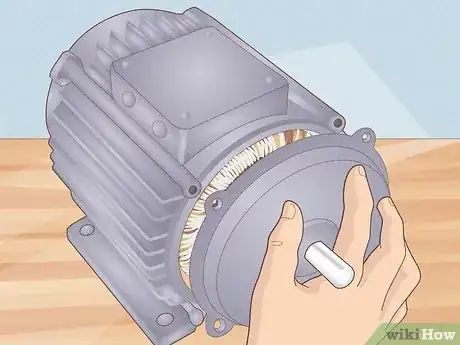 Imagen titulada Clean an Electric Motor Step 12