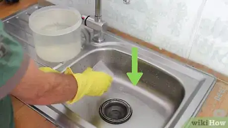 Imagen titulada Unclog a Kitchen Sink Step 5