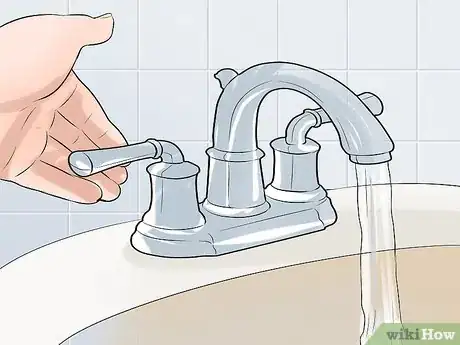 Imagen titulada Replace a Bathroom Faucet Step 14