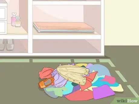 Imagen titulada Organize a Walk in Closet Step 12