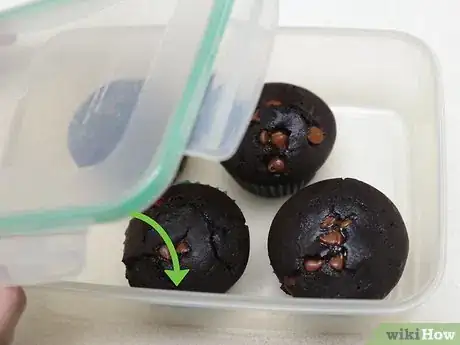 Imagen titulada Make Chocolate Muffins Step 13