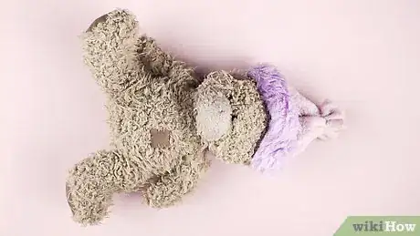 Imagen titulada Clean a Teddy Bear Step 12