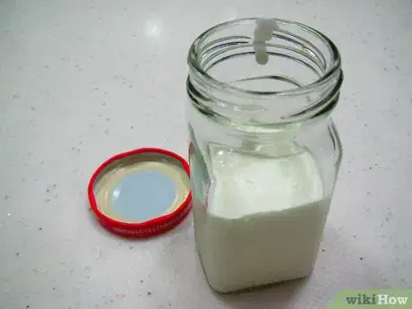 Imagen titulada Make Butter in a Jar Step 2