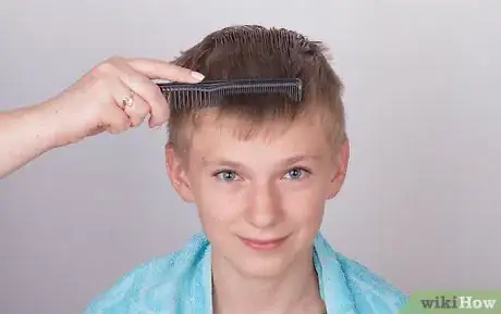 Imagen titulada Cut Boys' Hair Step 12