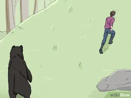 Imagen titulada Survive a Bear Attack Step 6