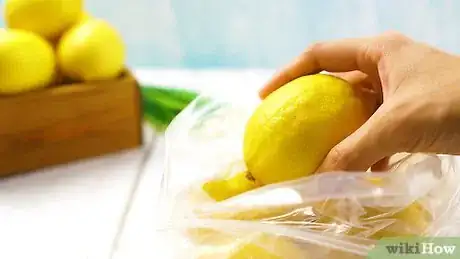 Imagen titulada Freeze Lemons Step 1