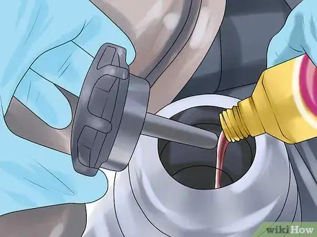 Imagen titulada Flush Power Steering Fluid Step 8